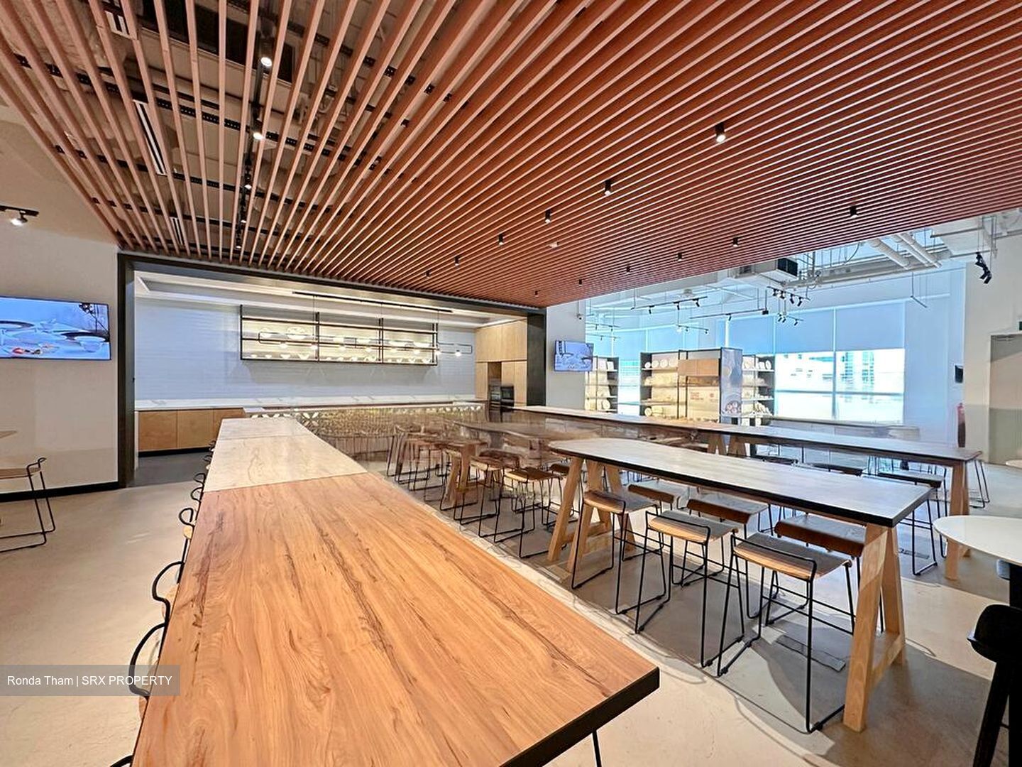 Luzerne Building (D12), Factory #454753111